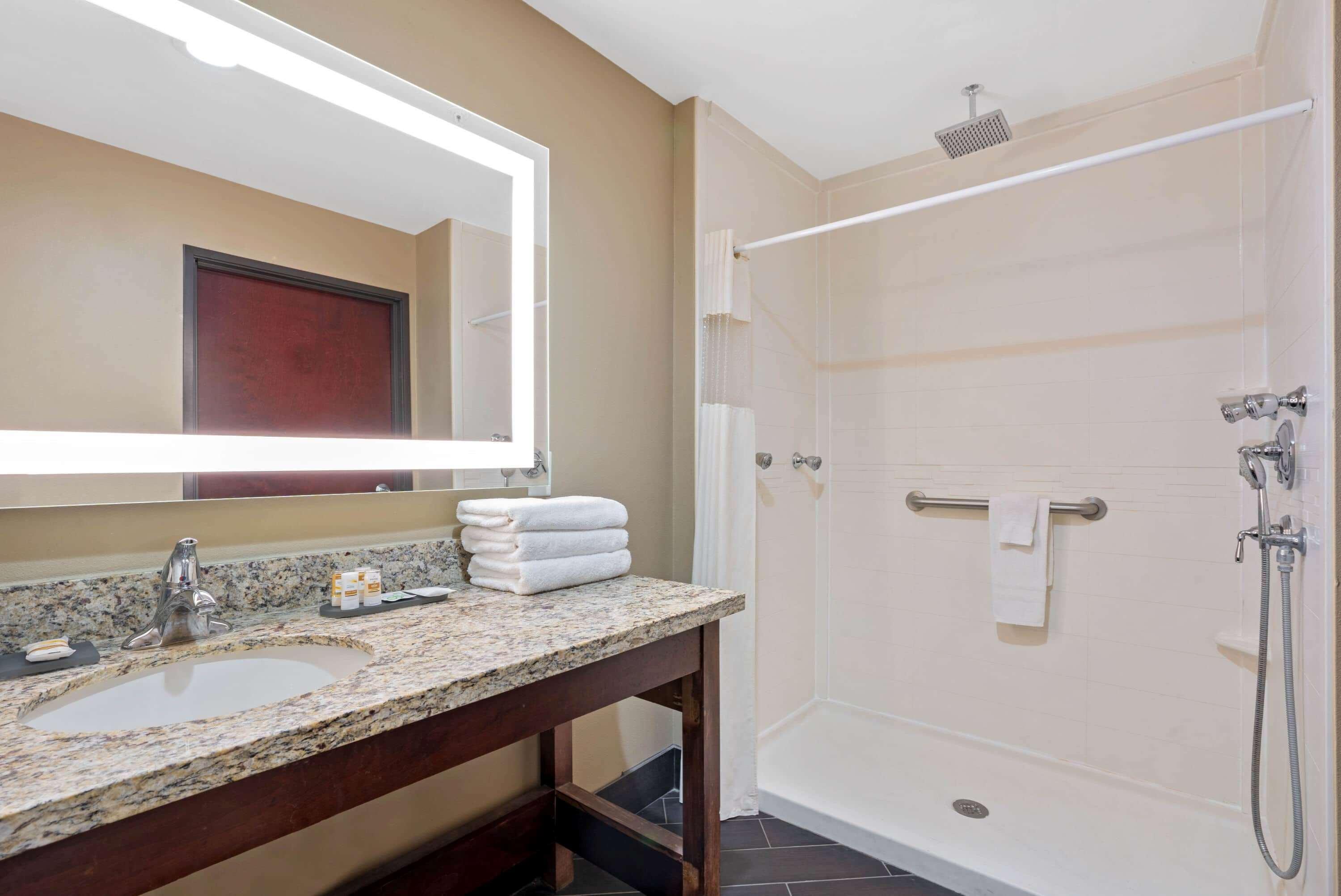 La Quinta By Wyndham Houston Willowbrook Екстериор снимка